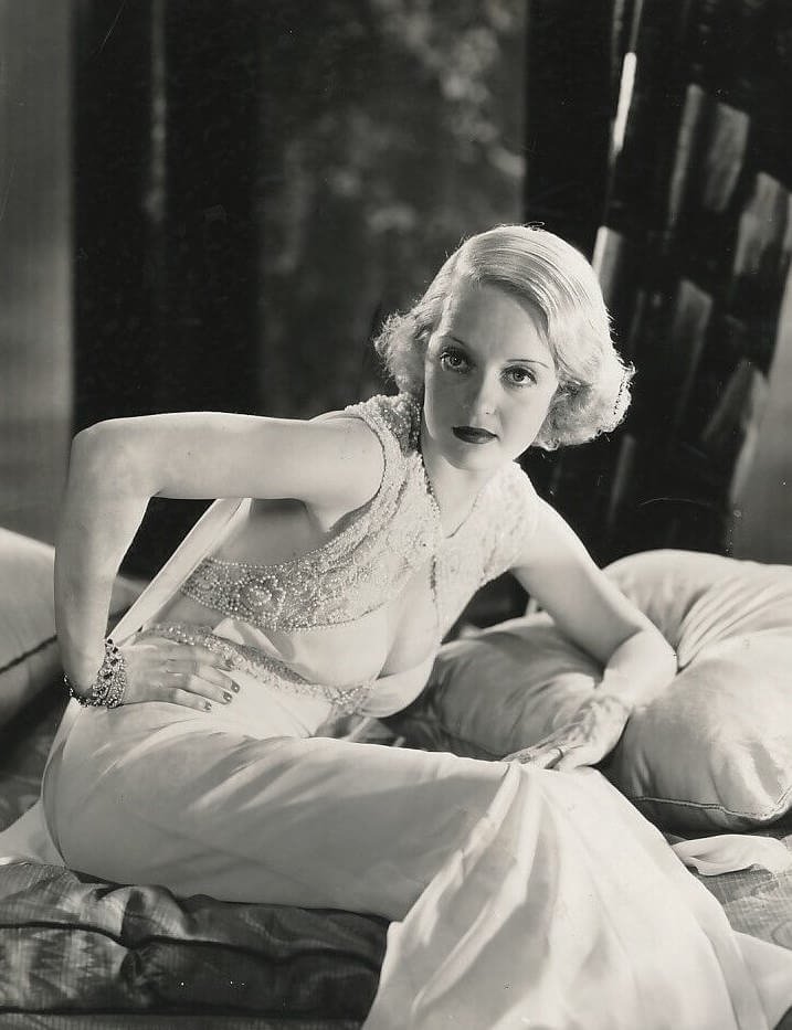 Bette Davis en 1933