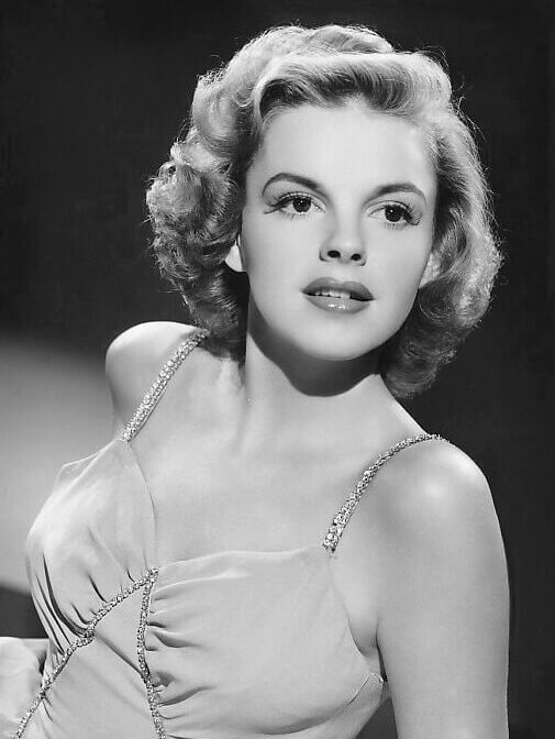 Fotografía retrato de Judy Garland en 1943